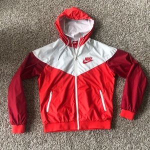 Nike Windrunner light weight jacket